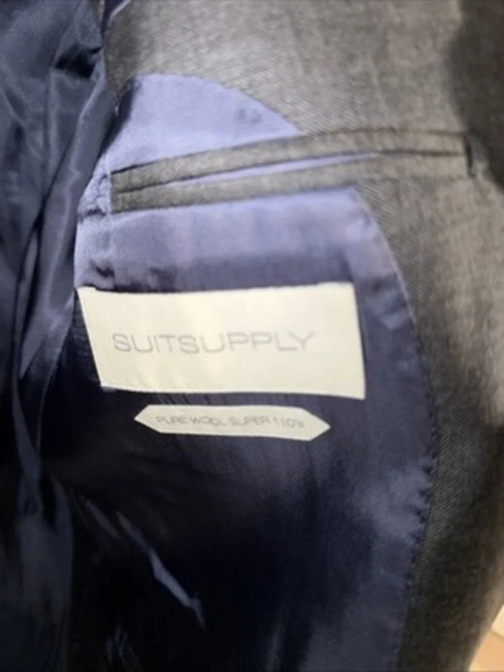 SuitSupply Mens 3 Roll 2 Washington Suit Peak Lapel Grey VBC 44L